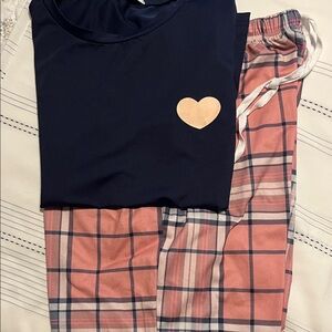 NWOT! Navy and Pink Heart women’s Pajamas